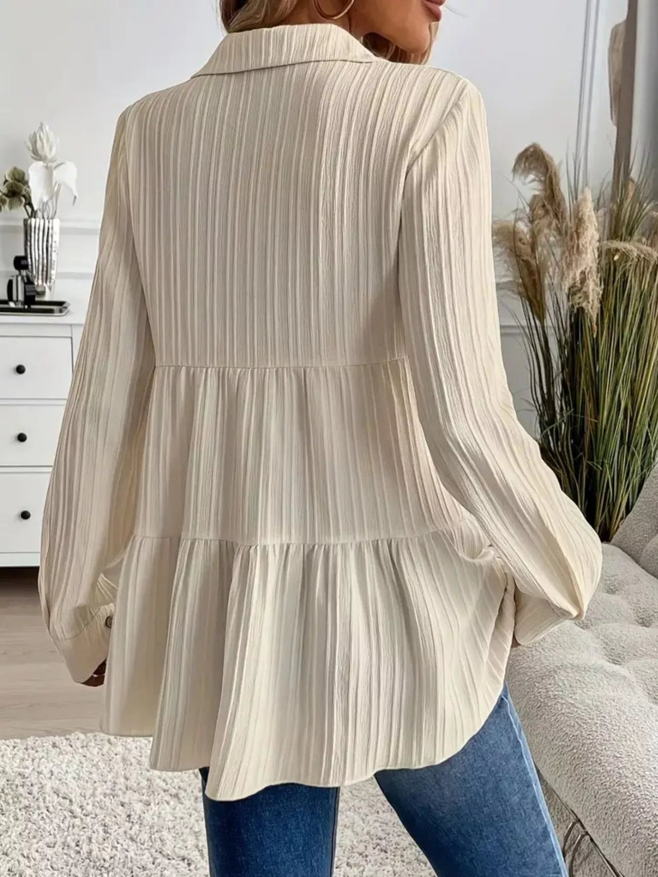Button-Down Long Sleeve Tiered Shirt for Effortless Style and Versatility - Image 4