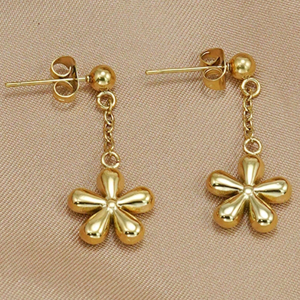 Flower Pendant Necklace Set with Matching Earrings - Image 2