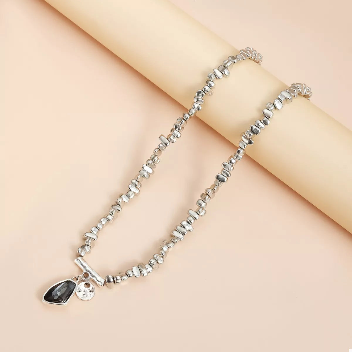 Silver-Plated Glass Pendant Necklace – Elegant Adjustable Chain - Image 3
