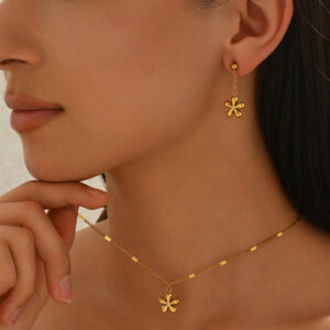 Flower Pendant Necklace Set with Matching Earrings