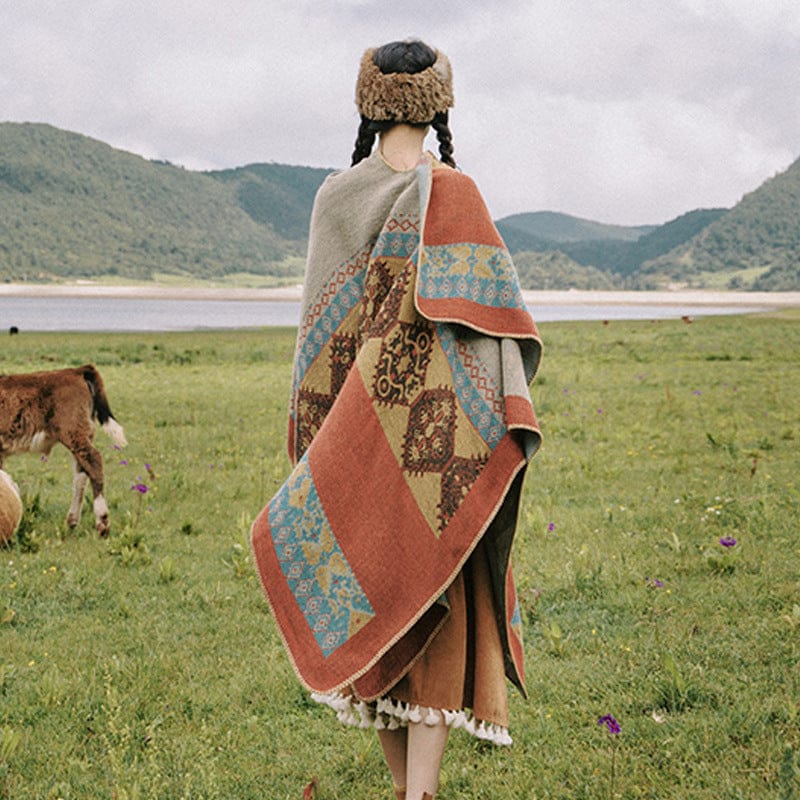 Boho Ethnic Winter Shawl: Stylish Talma Shawl for Winter Wear - Image 4