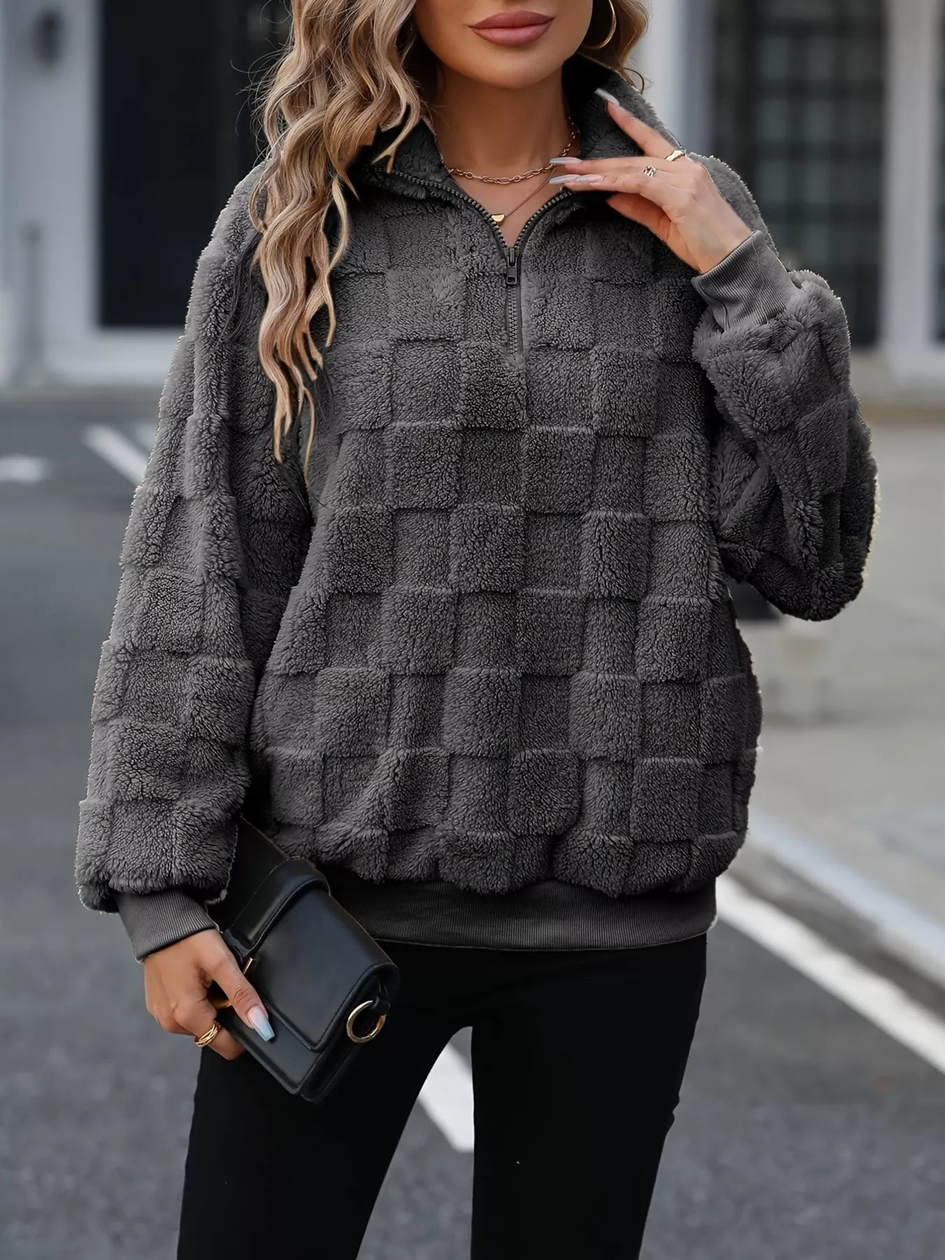 Cozy Checkered Fleece Sweatshirt with Quarter Zip Design - Image 4