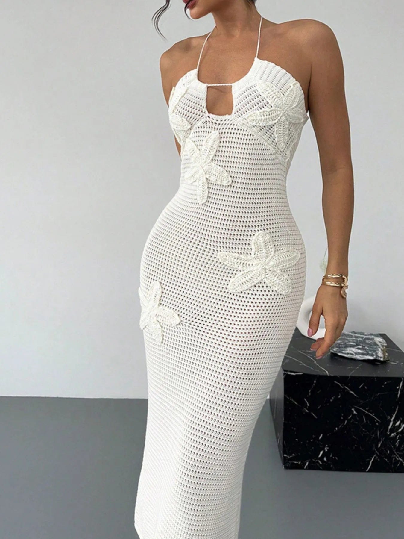 Crochet Backless Midi Dress for Effortless Style - Image 2