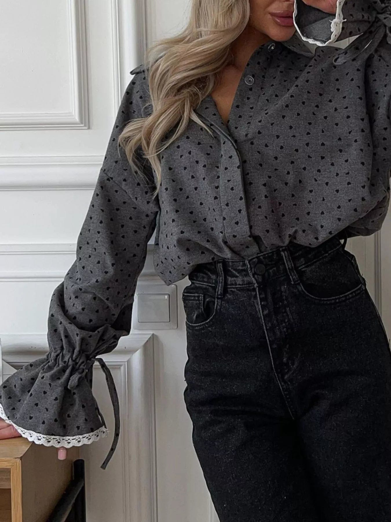 Heart Print Flounce Sleeve Shirt for Effortless Style - Image 3