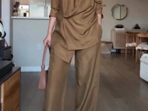 Women’s Elegant Blouse and Pants Set | Regular Fit Daily Outfit