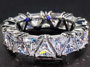 Geometric Zircon Ring for Women – Copper Inlaid Fashion Ring