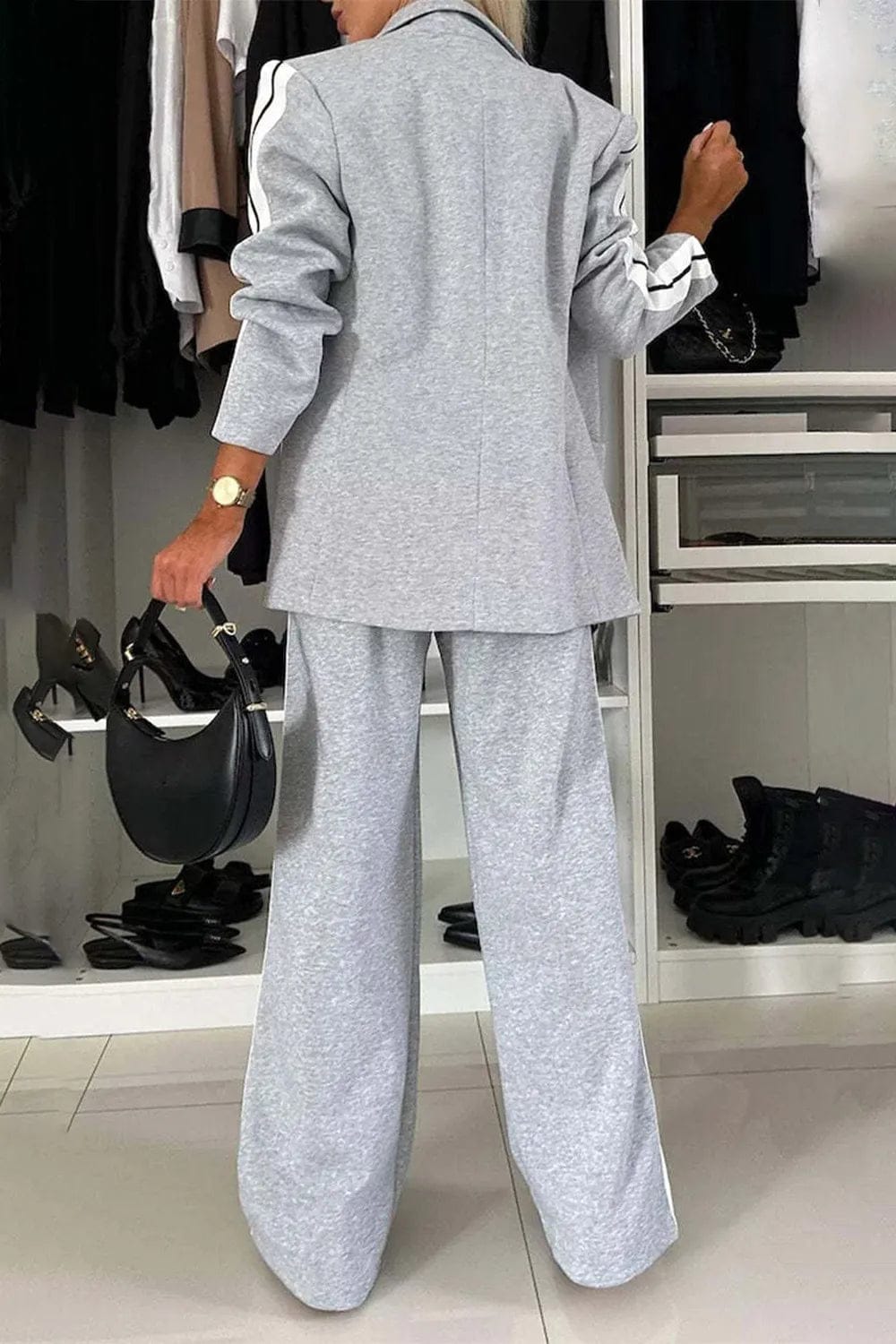 Full Size Contrast Collar Top and Pants Set for Effortless Style - Image 4