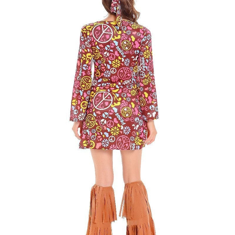 Retro Performance Halloween Costume - Embrace the Vintage Vibe with a Retro Halloween Costume - Image 4