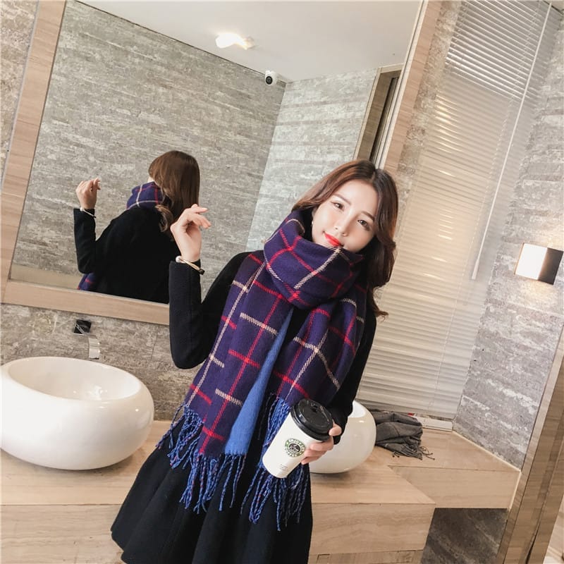 Double-sided plaid scarf women - Image 5