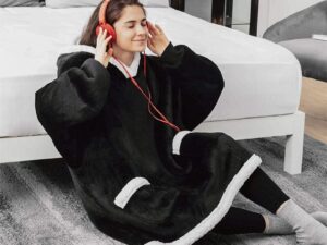 Women Oversized Pullover With Pockets