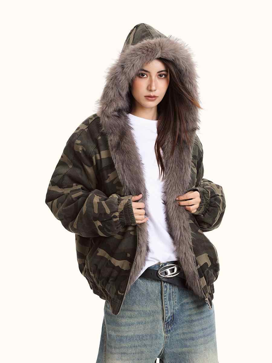 Women's Camouflage Jacket with Hood for Stylish Layering - Image 5