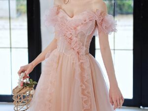 Elegant Evening Wedding Dress for Host and Special Occasions