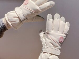 Winter Touchscreen Gloves| Lightweight One Size Design