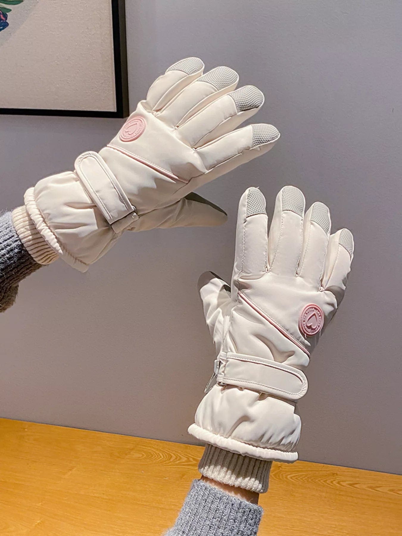 Winter Touchscreen Gloves| Lightweight One Size Design