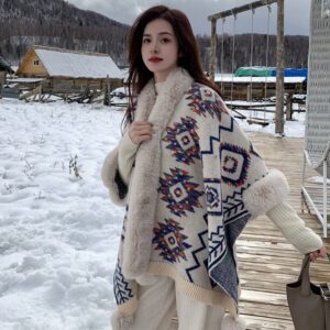 Tibet-Inspired Boho Cloak | Cozy Warm Wrap