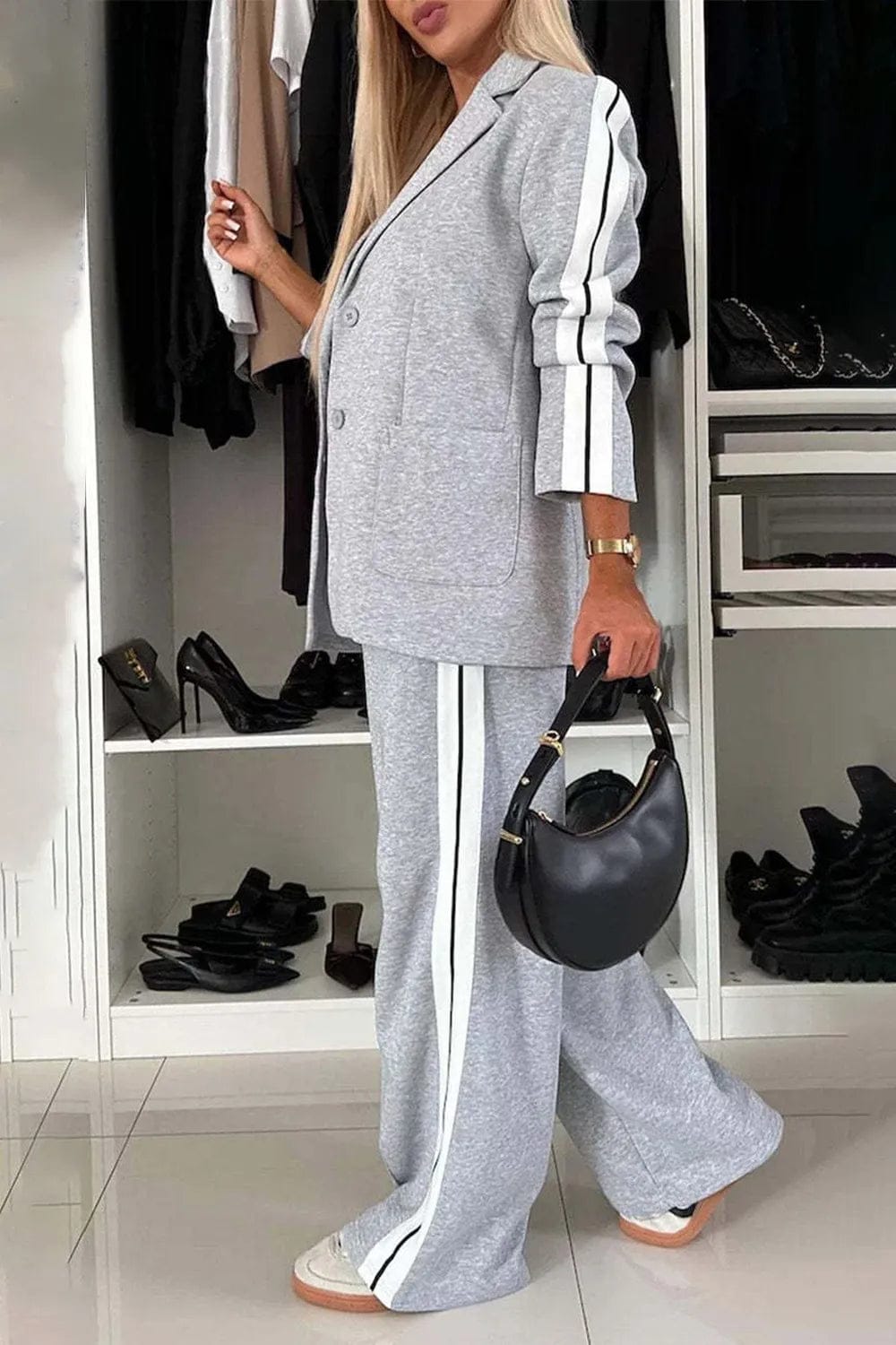 Full Size Contrast Collar Top and Pants Set for Effortless Style - Image 2