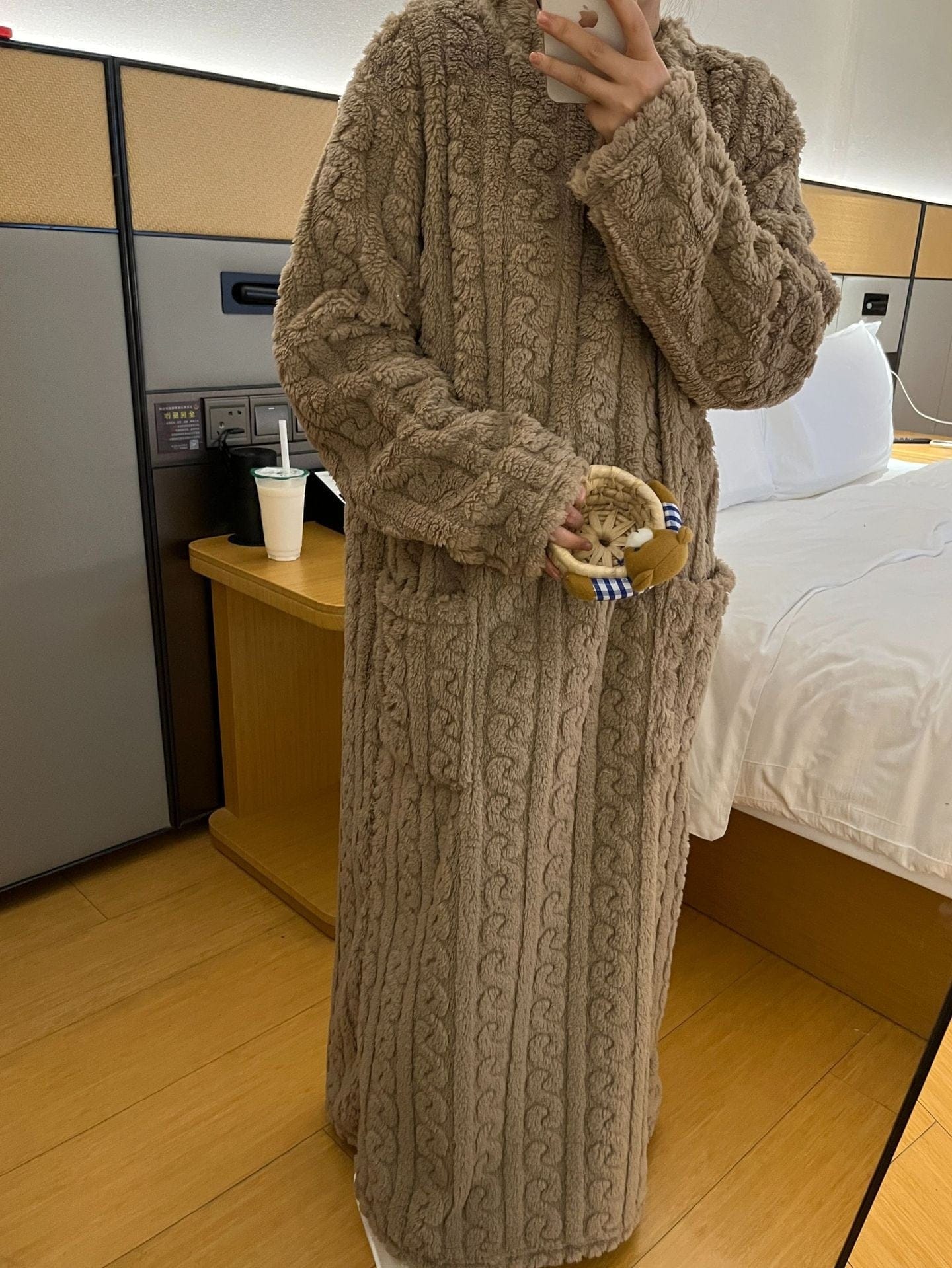 Winter Coral Fleece Dress - Thickened Jacquard Sleepwear for Maximum Comfort - Image 5