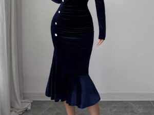 Long Sleeve Mermaid Dress with V-Neck Elegance