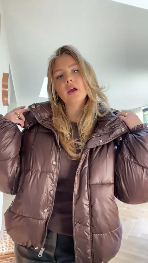 Women’s Hooded Cotton-Padded Jacket - Image 5