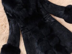 Long-Sleeved Fleece Coat for Maximum Warmth and Comfort