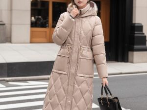 Hooded Winter Down Jacket for Women - Stylish & Warm
